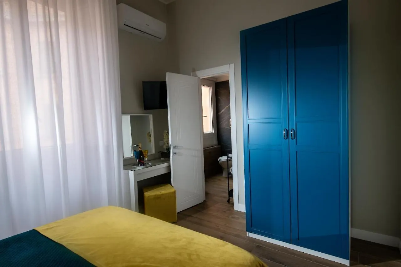 Vivi A Napoli Bed & Breakfast 0*, Naples
