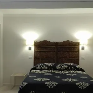 Bed & Breakfast Piano Nobile, Naples