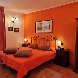Hotel Neapolis, Naples